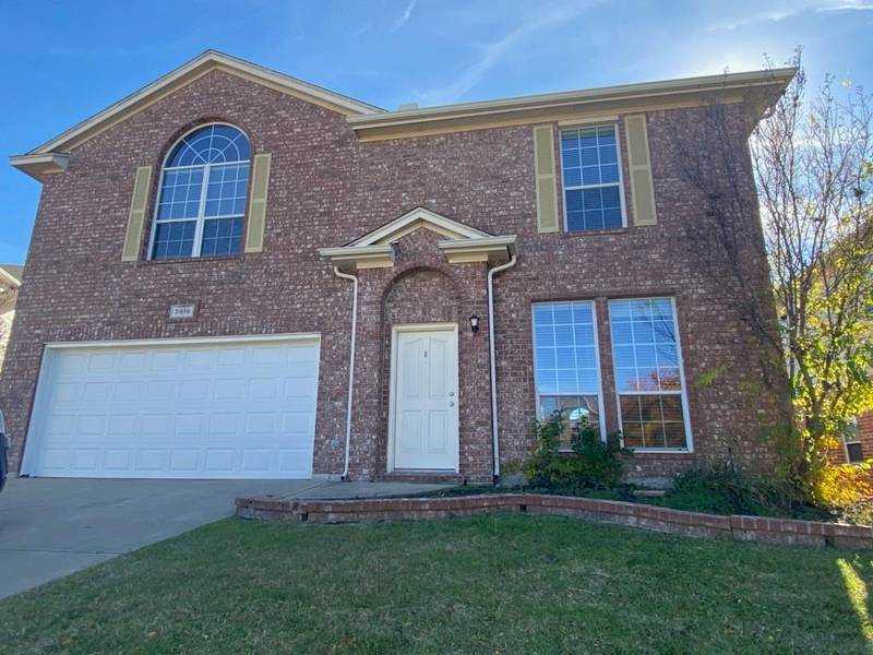 3916 Brandywine Lane, Fort Worth, TX 76244