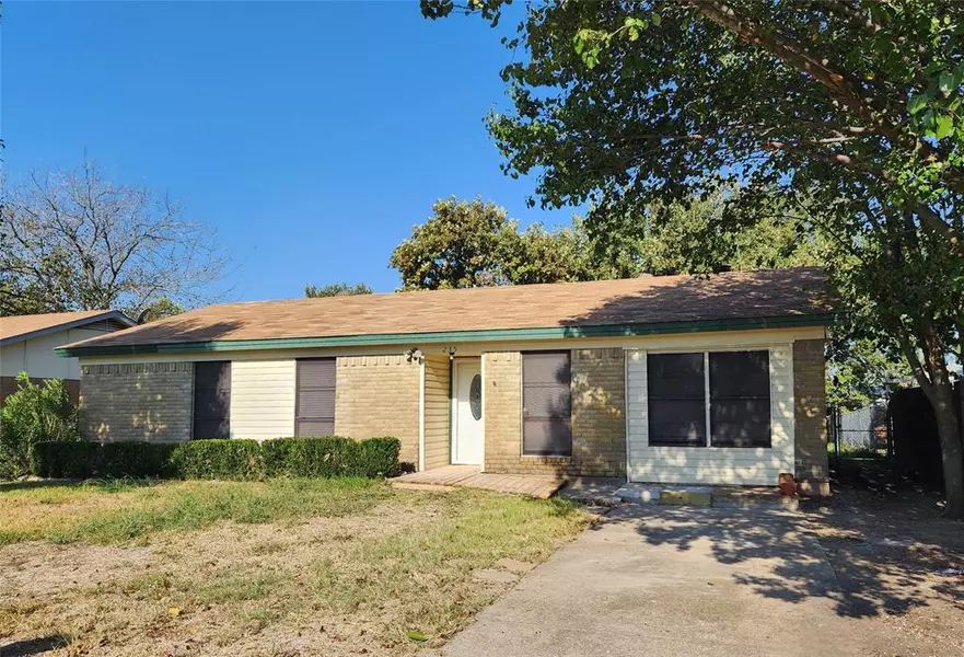 235 Redwood Street, Mesquite, TX 75181