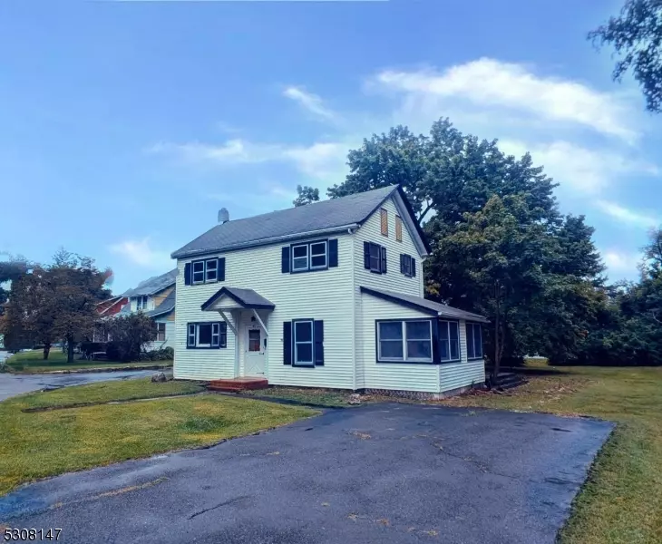 25 Kennedy Ave, Ogdensburg Boro, NJ 07439