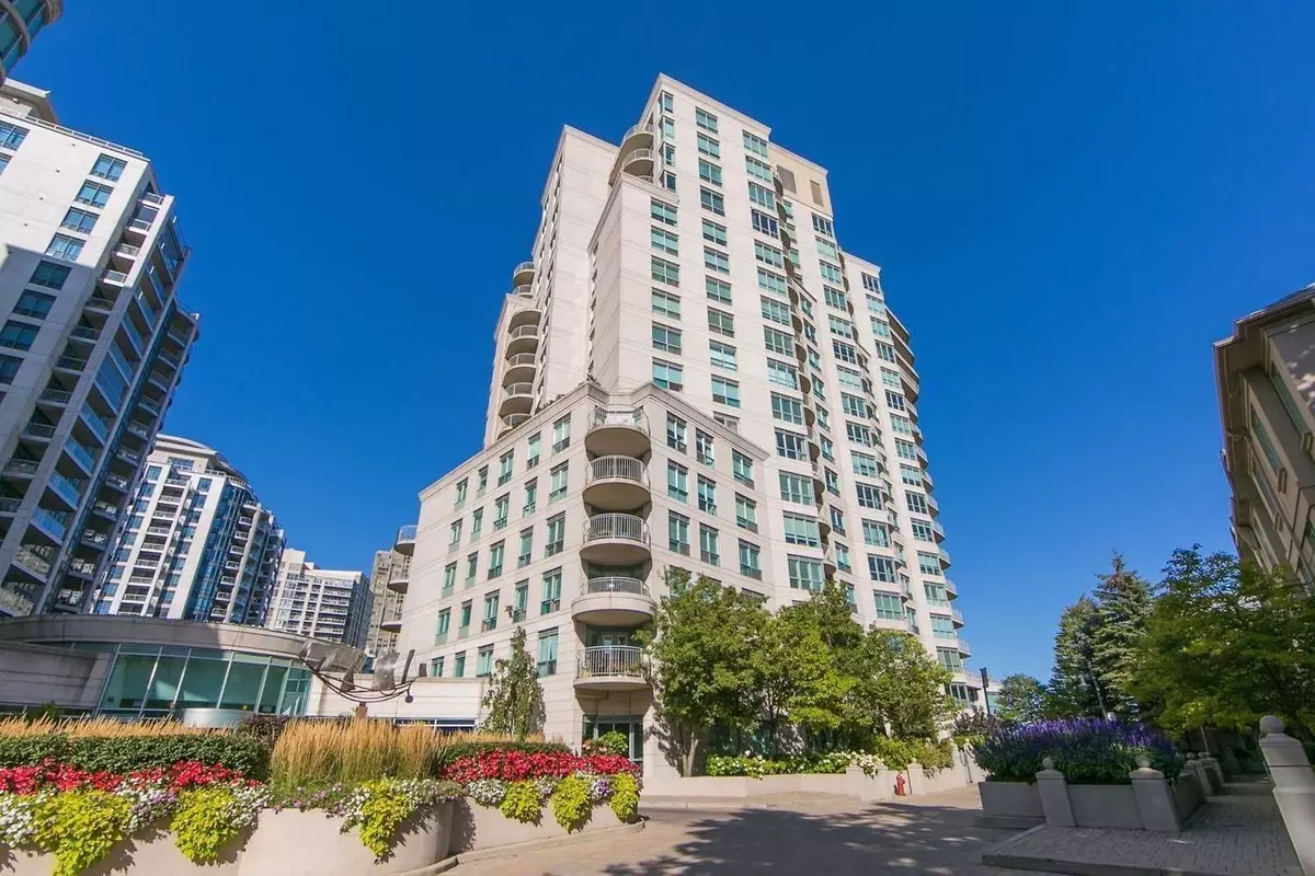 Toronto W06, ON M8V 2B2,2111 Lake Shore BLVD W #1618