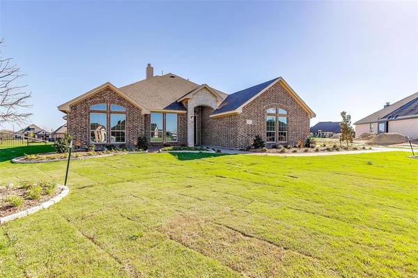 524 River Bank Court, Granbury, TX 76049