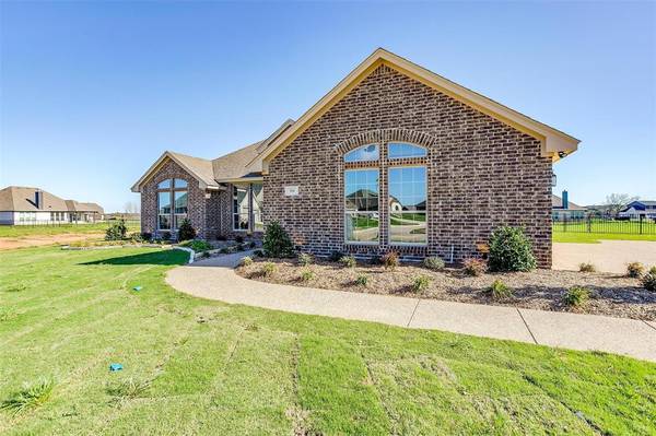 Granbury, TX 76049,524 River Bank Court