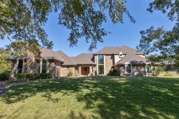 Ovilla, TX 75154,907 Red Oak Creek Drive