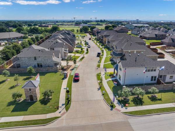 2707 Chambray Lane, Mansfield, TX 76063