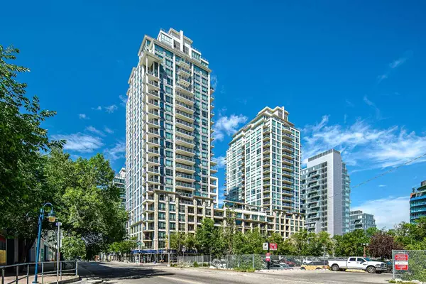 222 Riverfront AVE SW #455, Calgary, AB T2P 0X2