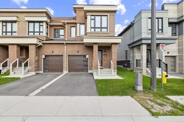 31 Caspian SQ #65, Clarington, ON L1C 3K5