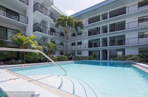 1975 SE 3rd St  #403, Deerfield Beach, FL 33441