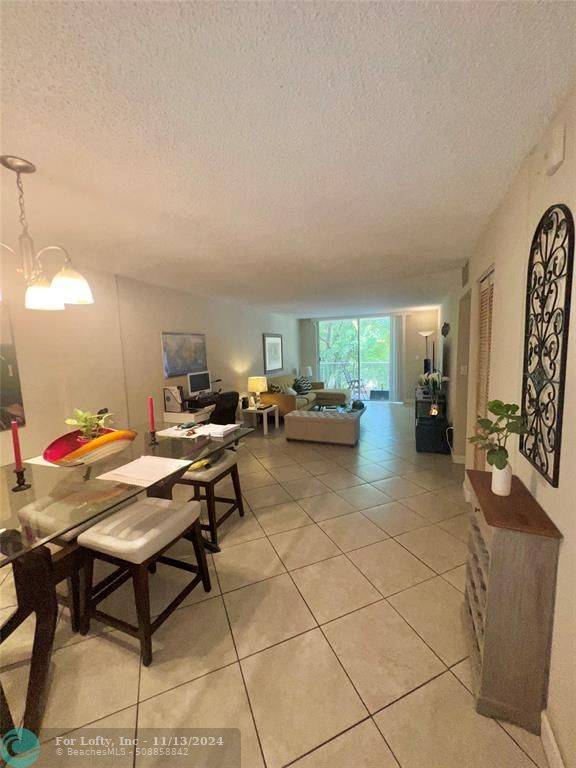 North Miami, FL 33181,1805 Sans Souci Blvd  #403