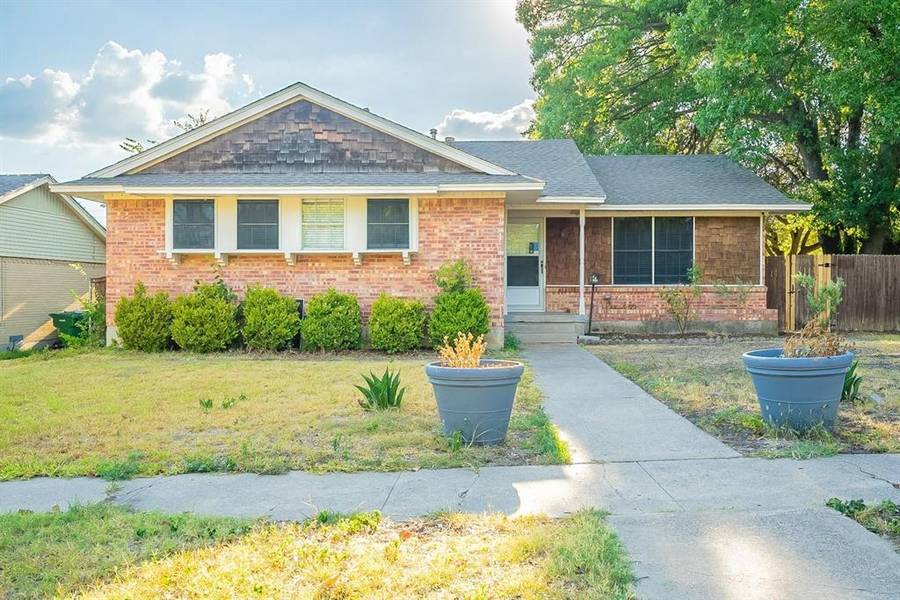 321 Stanton Drive, Garland, TX 75042