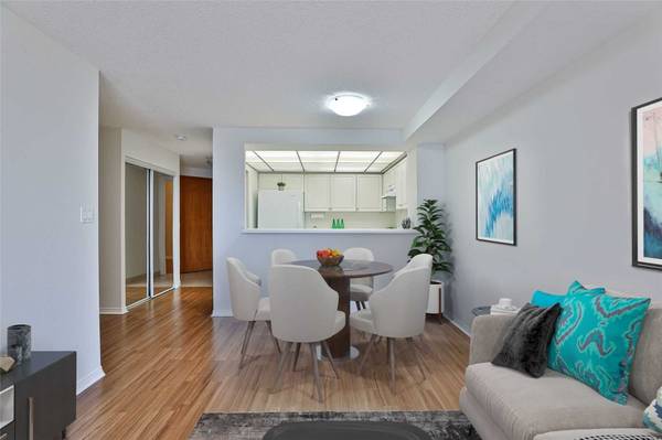 28 Hollywood AVE #1108, Toronto C14, ON M2N 6S4