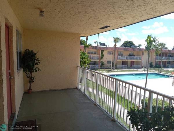 850 E Commercial Blvd  #225C, Oakland Park, FL 33334