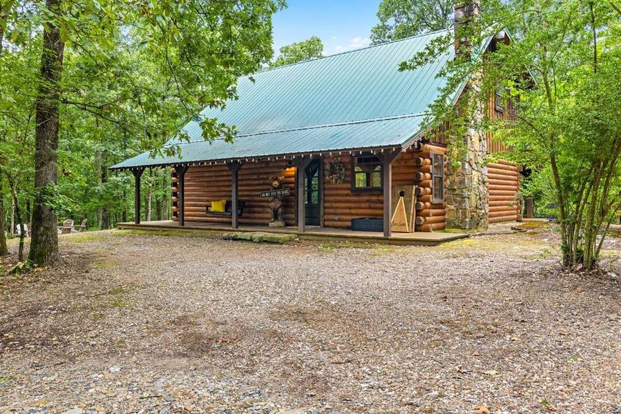 389 Post Oak Road, Broken Bow, OK 74728