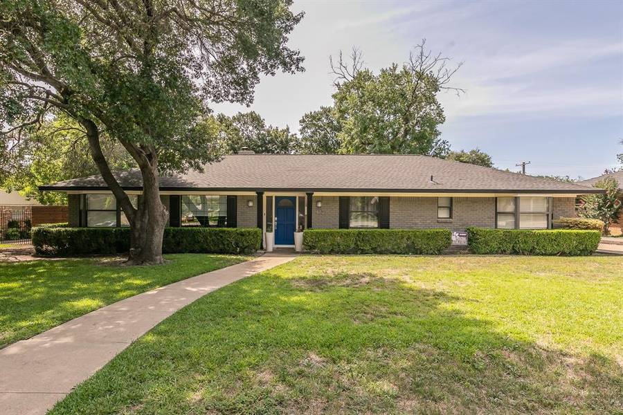 4521 Cloudview Road, Fort Worth, TX 76109