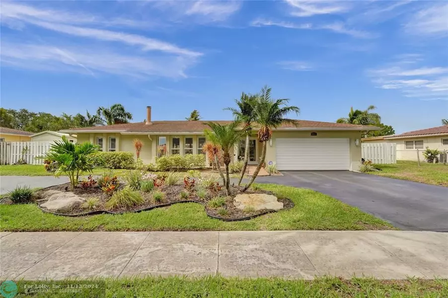 5920 SW 18th St, Plantation, FL 33317