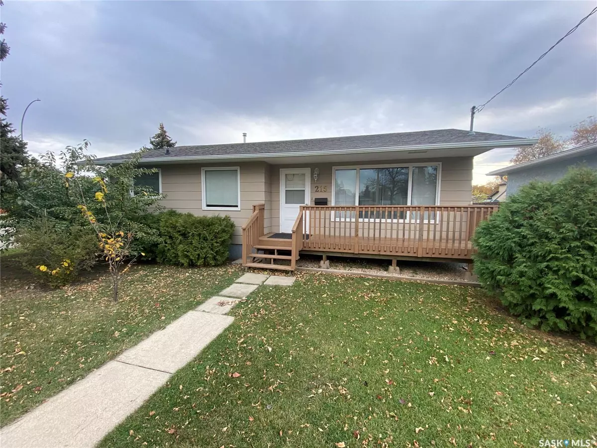 Yorkton, SK S3N 0Y2,215 Sixth AVENUE N