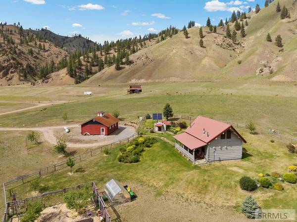 5 Emmett Road, North Fork, ID 83466