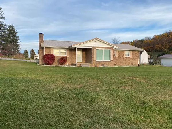 4578 Baptist Valley Rd, North Tazewell, VA 24630