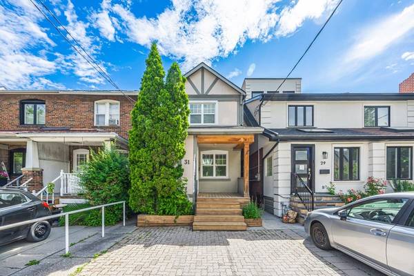 31 Taunton RD, Toronto C10, ON M4S 2P2