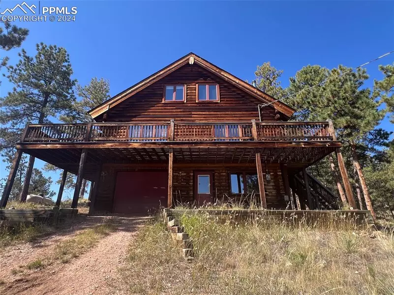 379 Chinook RD, Florissant, CO 80816