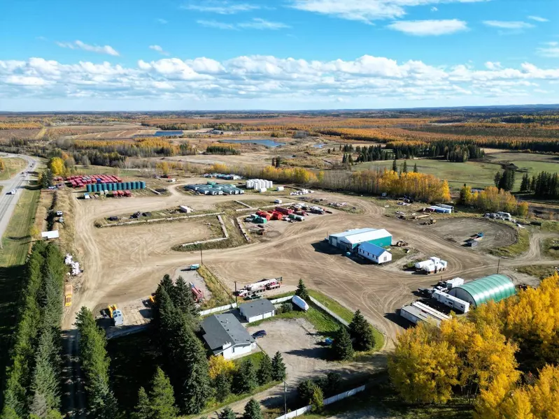 7806 1A Avenue, Edson, AB T7E 1V4