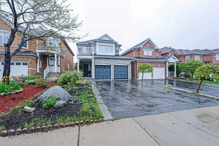 15 Gold Hill RD E, Brampton, ON L6X 4T6