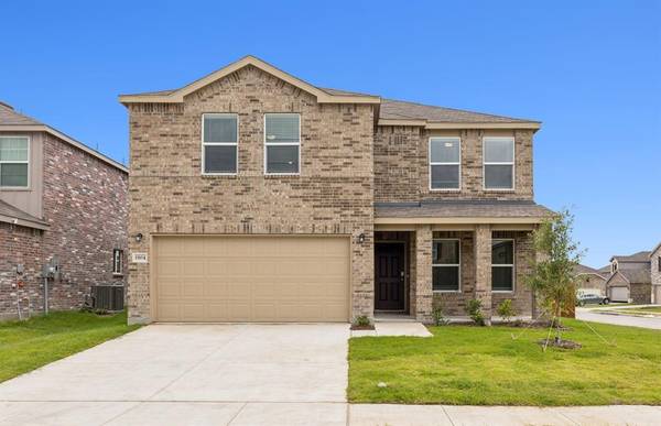 1904 Cherry Bark Lane, Forney, TX 75126