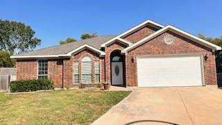 10500 Dry Valley Court, Fort Worth, TX 76108