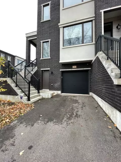 Vaughan, ON L4H 4R2,77 Sydney CIR #BSMT