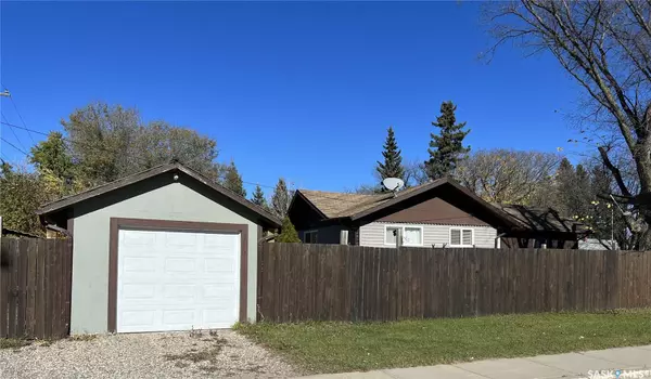 619 1st STREET E, Meadow Lake, SK S9X 1G1