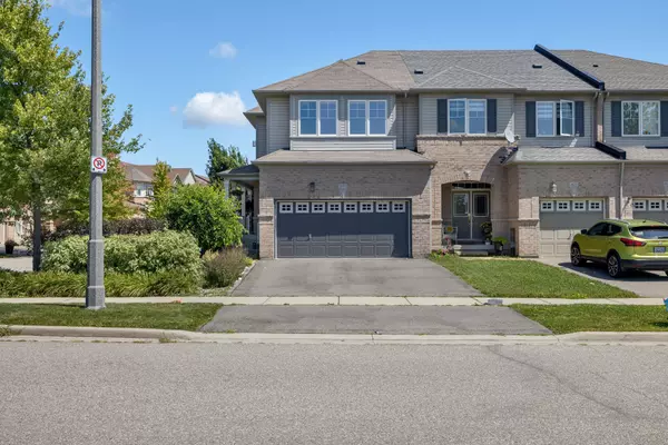 Oakville, ON L6M 0M2,2037 Trawden WAY