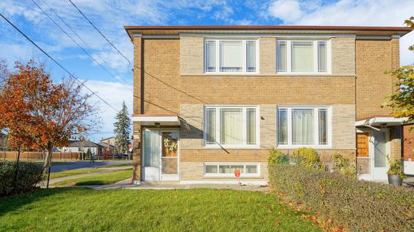 48 Dubray AVE, Toronto W05, ON M3K 1V5