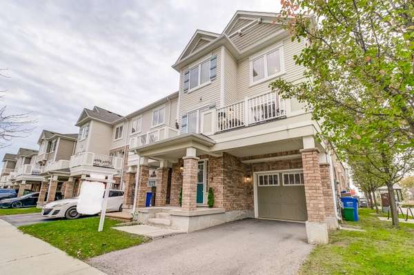 979 Nadalin HTS, Milton, ON L9T 8R3