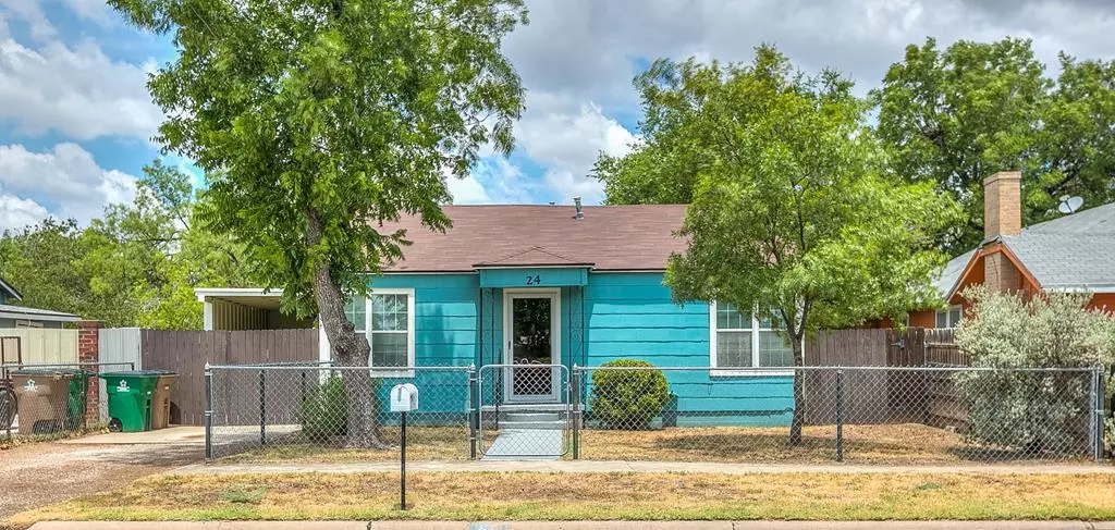 24 W 25th St, San Angelo, TX 76903