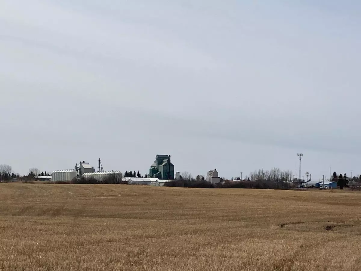 Bashaw, AB T0B 0H0,ON Highway 21A