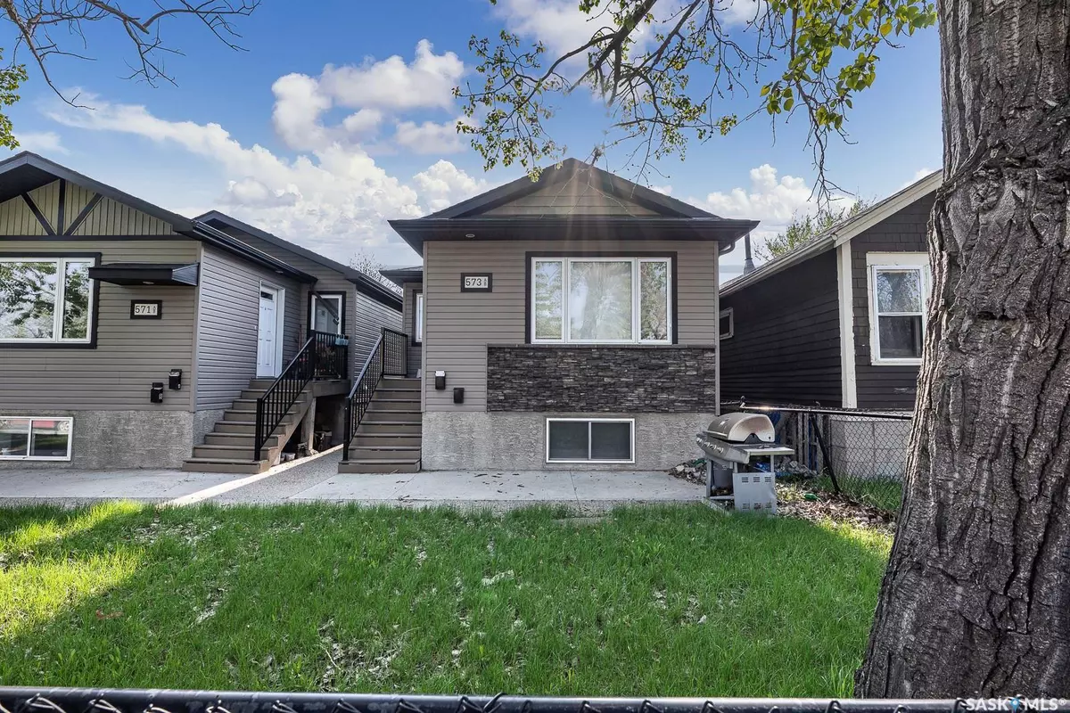 Regina, SK S4R 3W8,573 ELPHINSTONE STREET