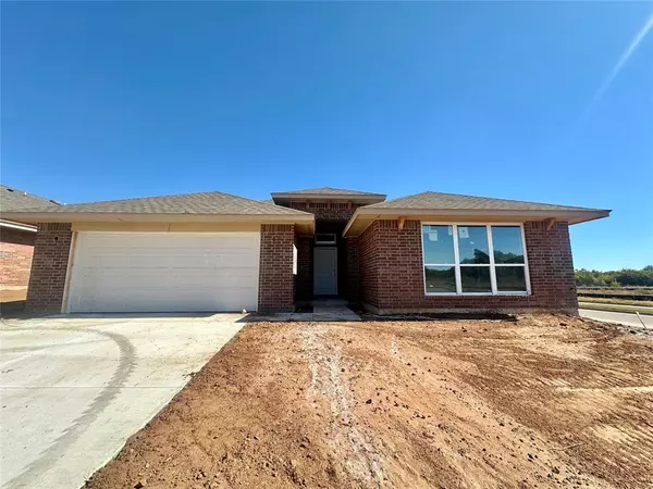 1120 Acacia Creek Drive, Yukon, OK 73099