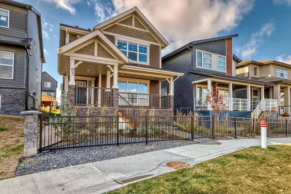 Calgary, AB T3R 1Y7,93 Edith Mews Northwest