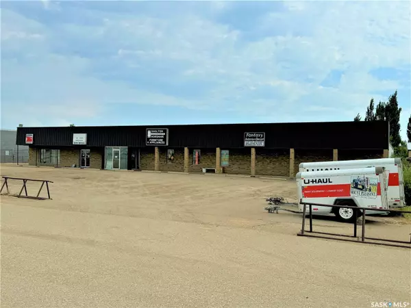 Estevan, SK S4A 0R4,12-14 39 HIGHWAY