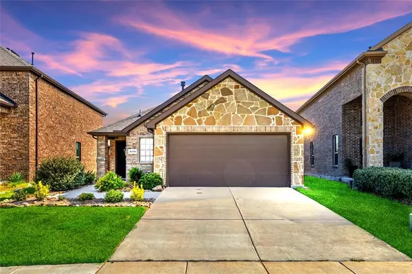 2146 Hobby Drive, Forney, TX 75126