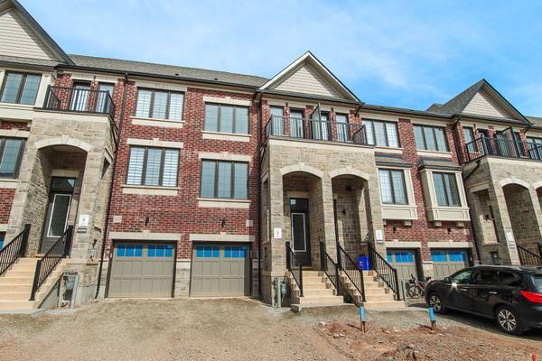 1331 Kaniv ST, Oakville, ON L6M 4L8