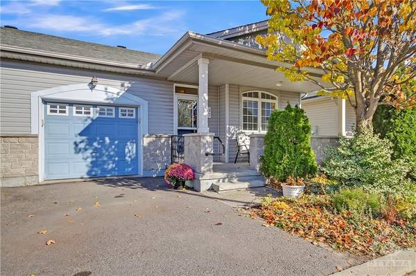 37 VILLAGE WALK, Manotick - Kars - Rideau Twp And Area, ON K4M 1L1