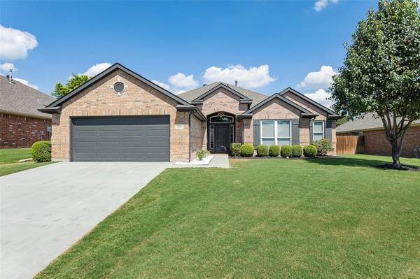 206 Charlie Way,  Weatherford,  TX 76087