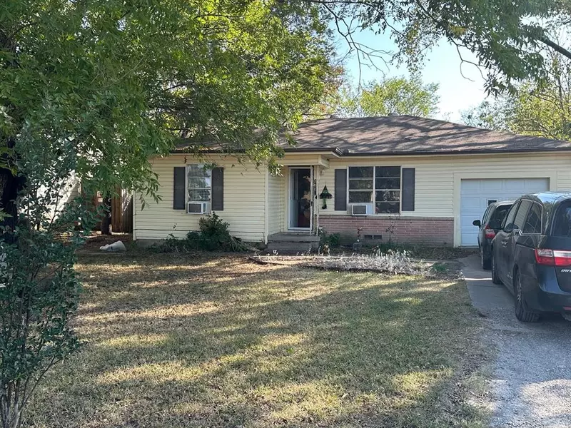 3005 Maple Avenue, Greenville, TX 75402