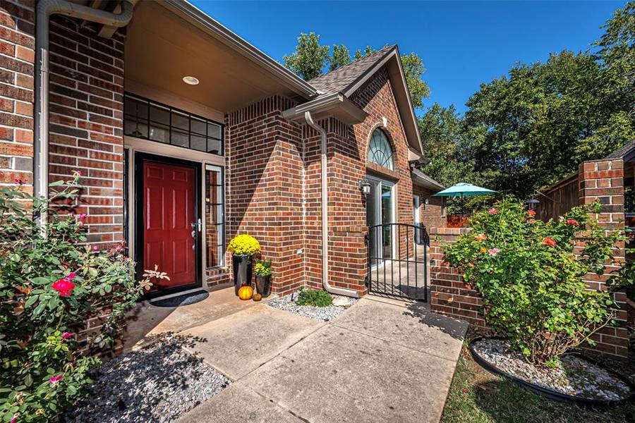 1109 Pinehurst Drive, Norman, OK 73072