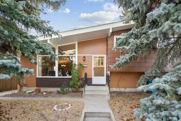 3411 Boulton RD NW, Calgary, AB T2L 1M5