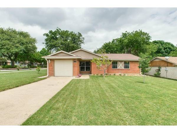 1120 Ridgeway Circle, Richardson, TX 75080