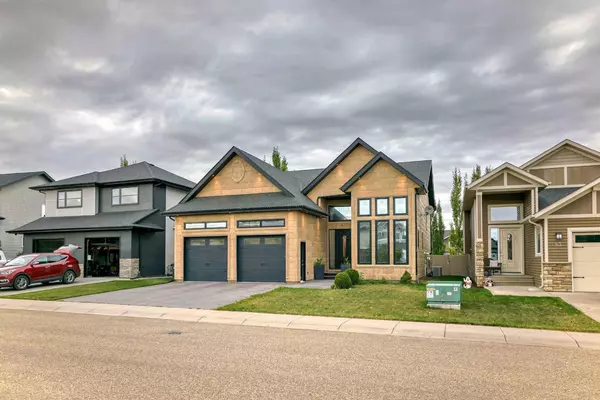 81 Regatta WAY, Sylvan Lake, AB T4S 0C9