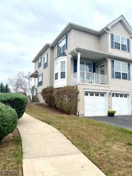 15 Clearbrook Ln, Raritan Twp., NJ 08822