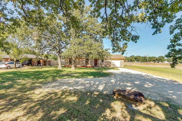 Burleson, TX 76028,2295 E Renfro Street