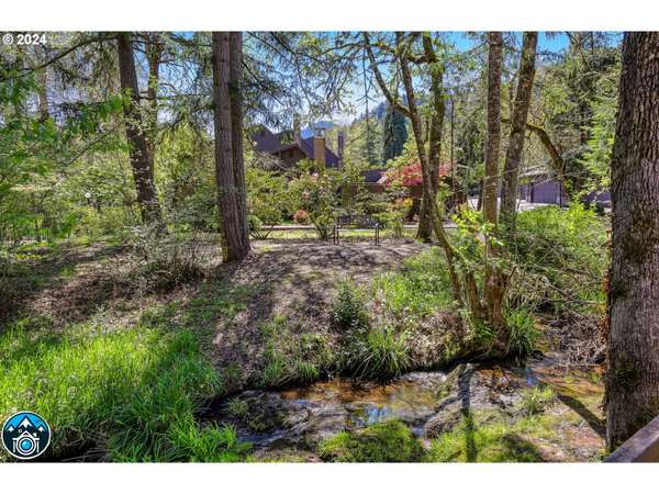 Eugene, OR 97405,133 WESTBROOK WAY